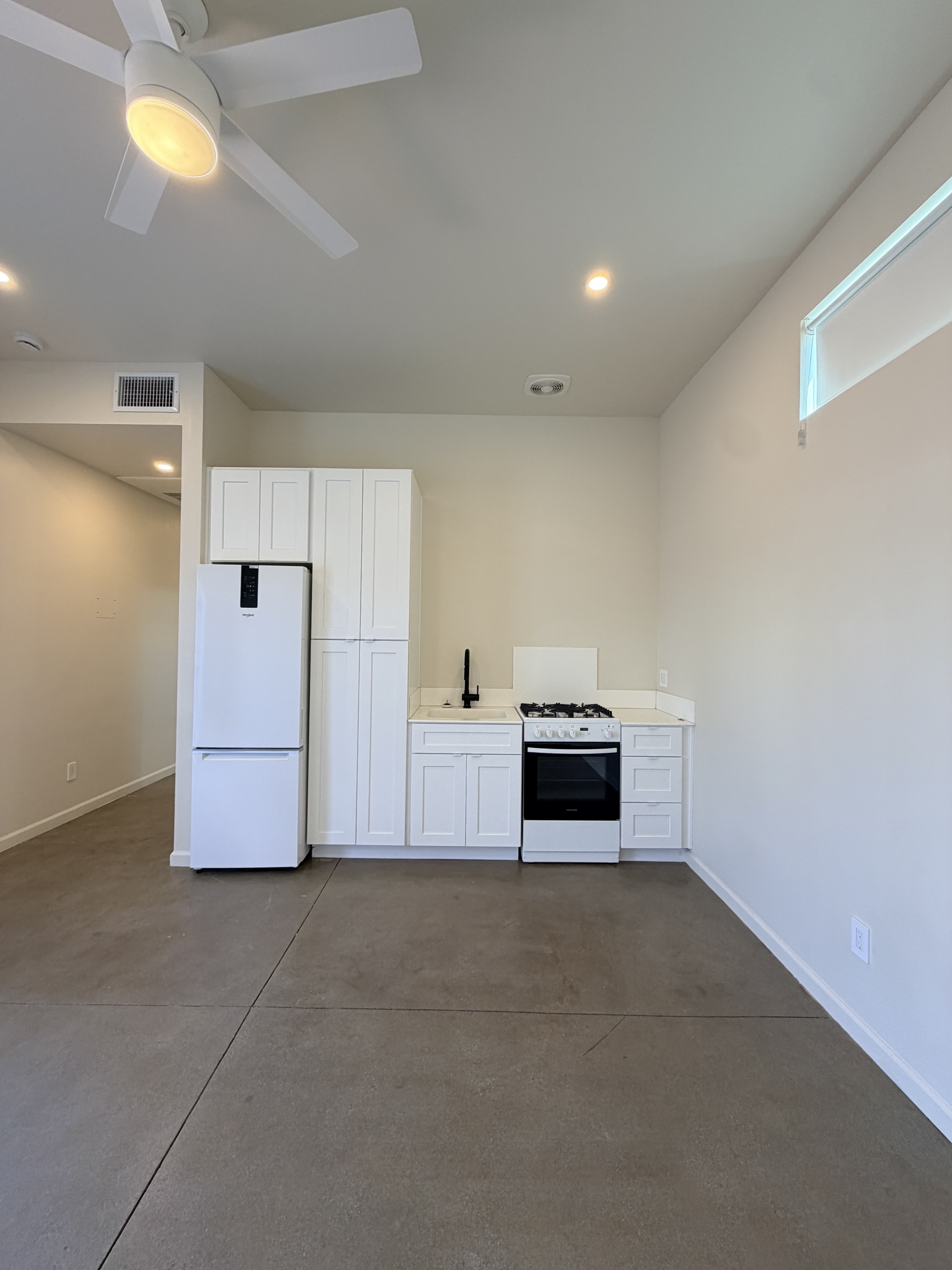 1222 E Fillmore - B