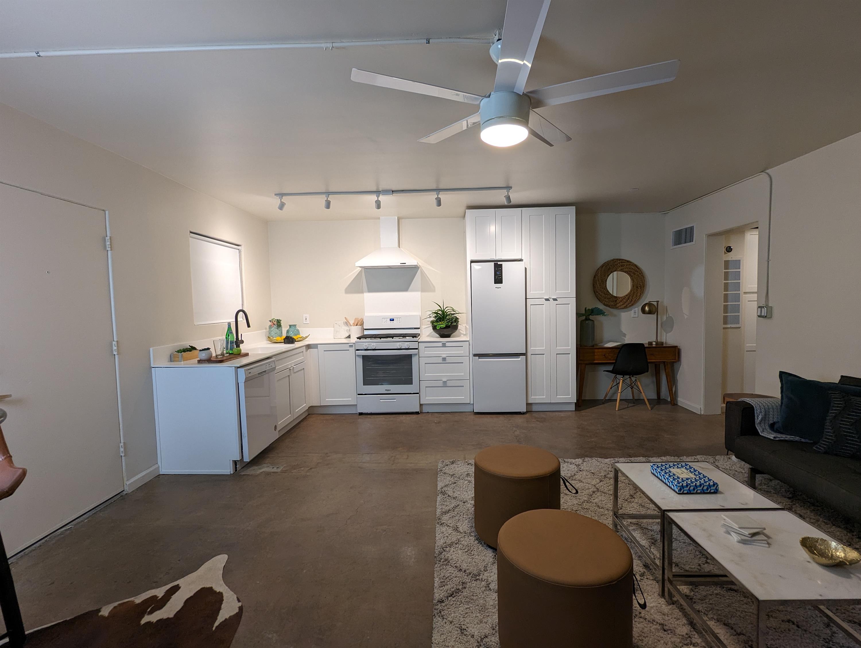 3040 N. 2nd St. - 207